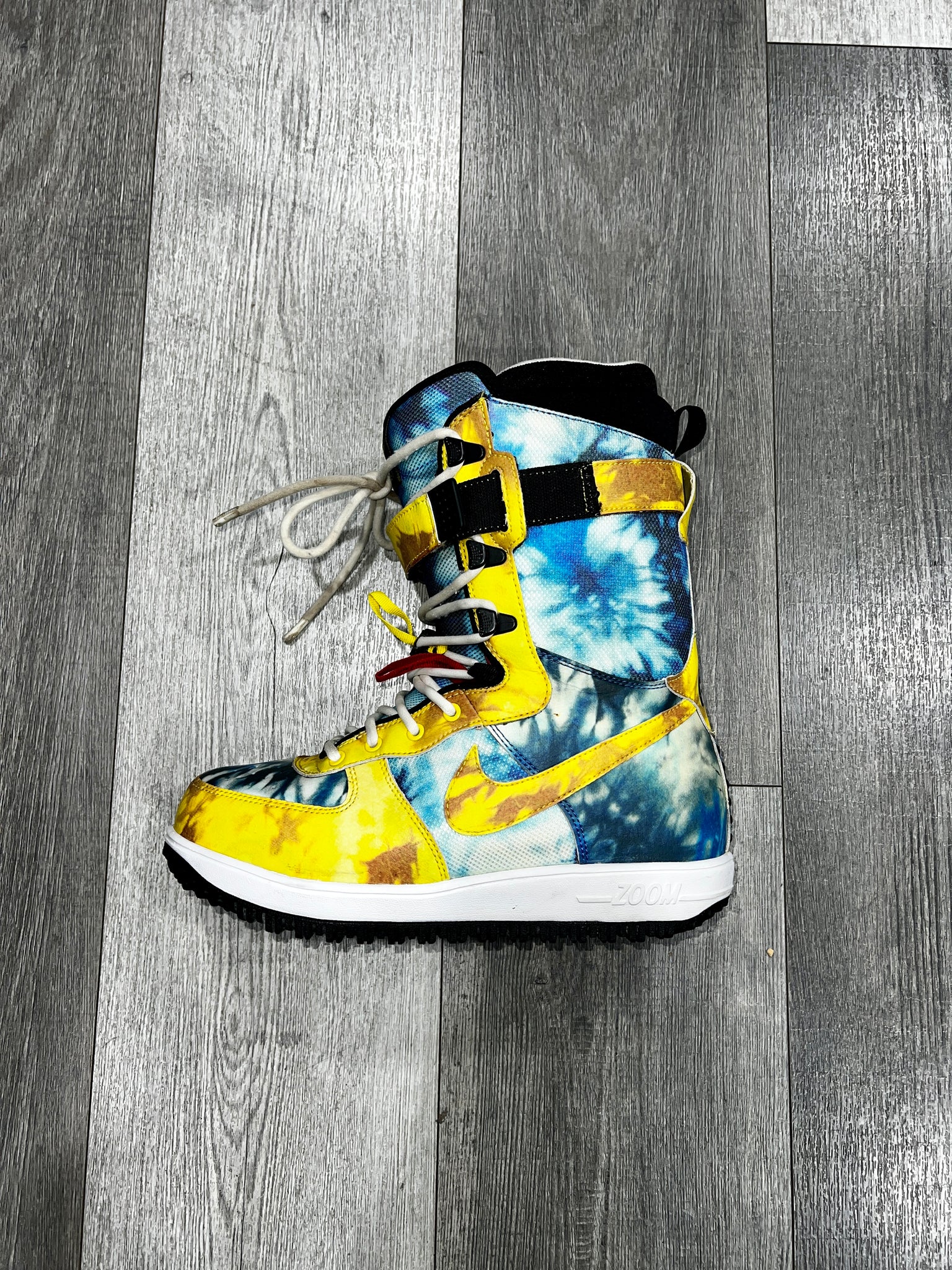 Nike Zoom Force 1 Blue / Yellow Tie Dye Snowboard Boot